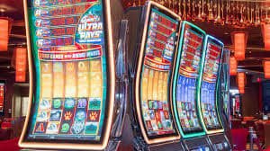Live dealer Dadu Online table at slot 999bet