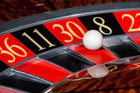 Deposit confirmation screen showing QRIS code and payment method options on slot 999bet
